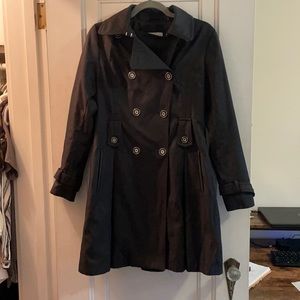 Black double breasted trench coat by Laundry